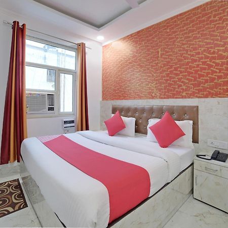 Hotel O Kanak Palace 뉴델리 외부 사진