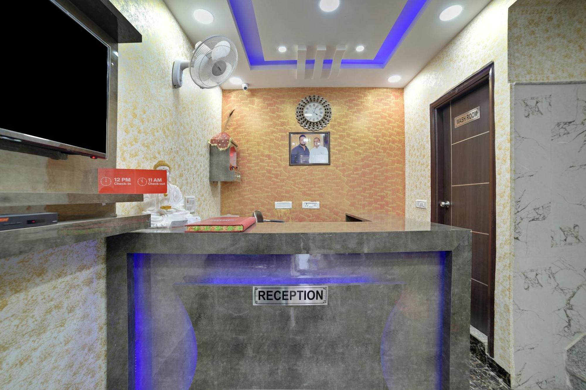 Hotel O Kanak Palace 뉴델리 외부 사진