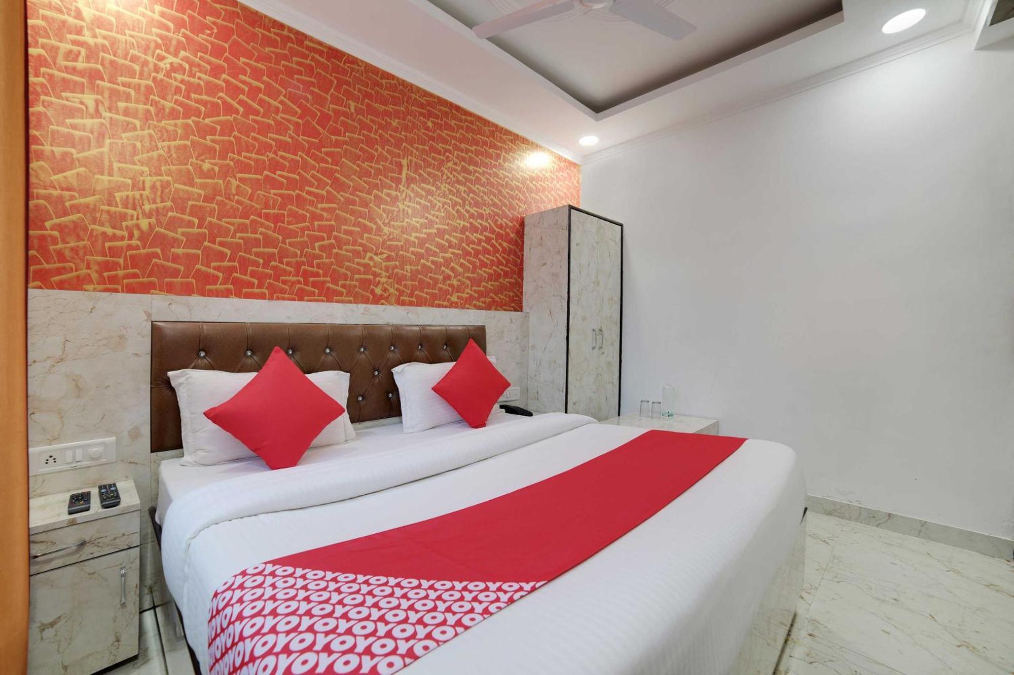 Hotel O Kanak Palace 뉴델리 외부 사진