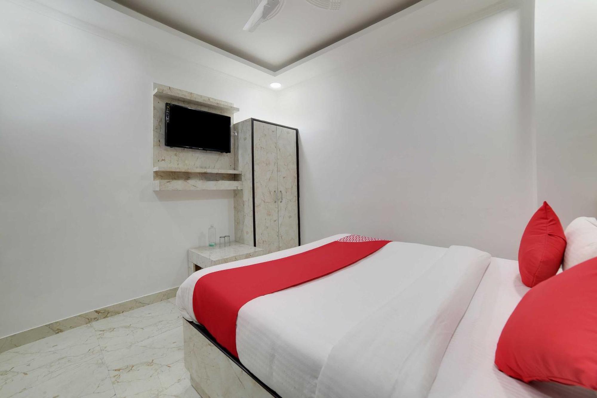 Hotel O Kanak Palace 뉴델리 외부 사진