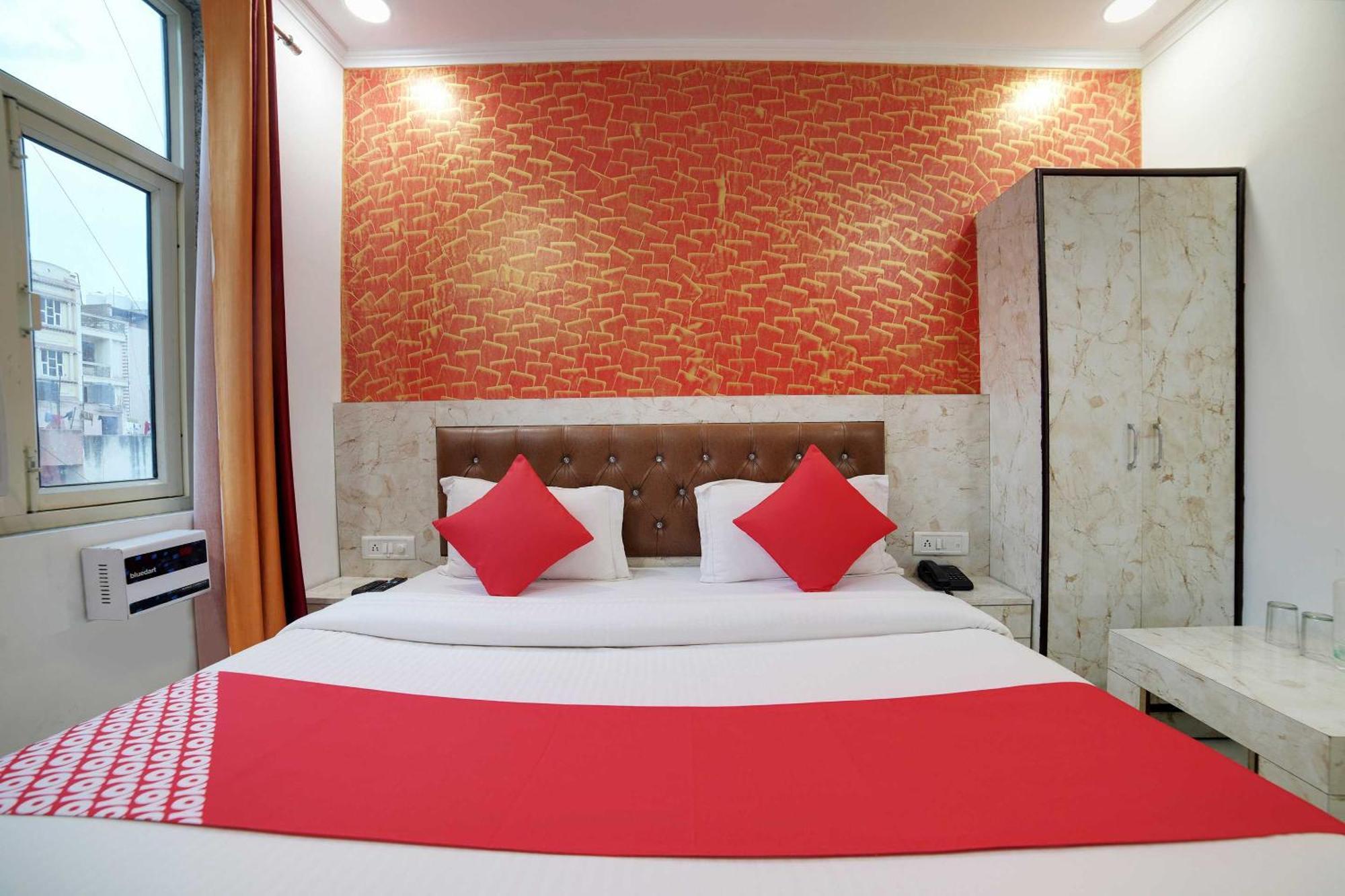 Hotel O Kanak Palace 뉴델리 외부 사진