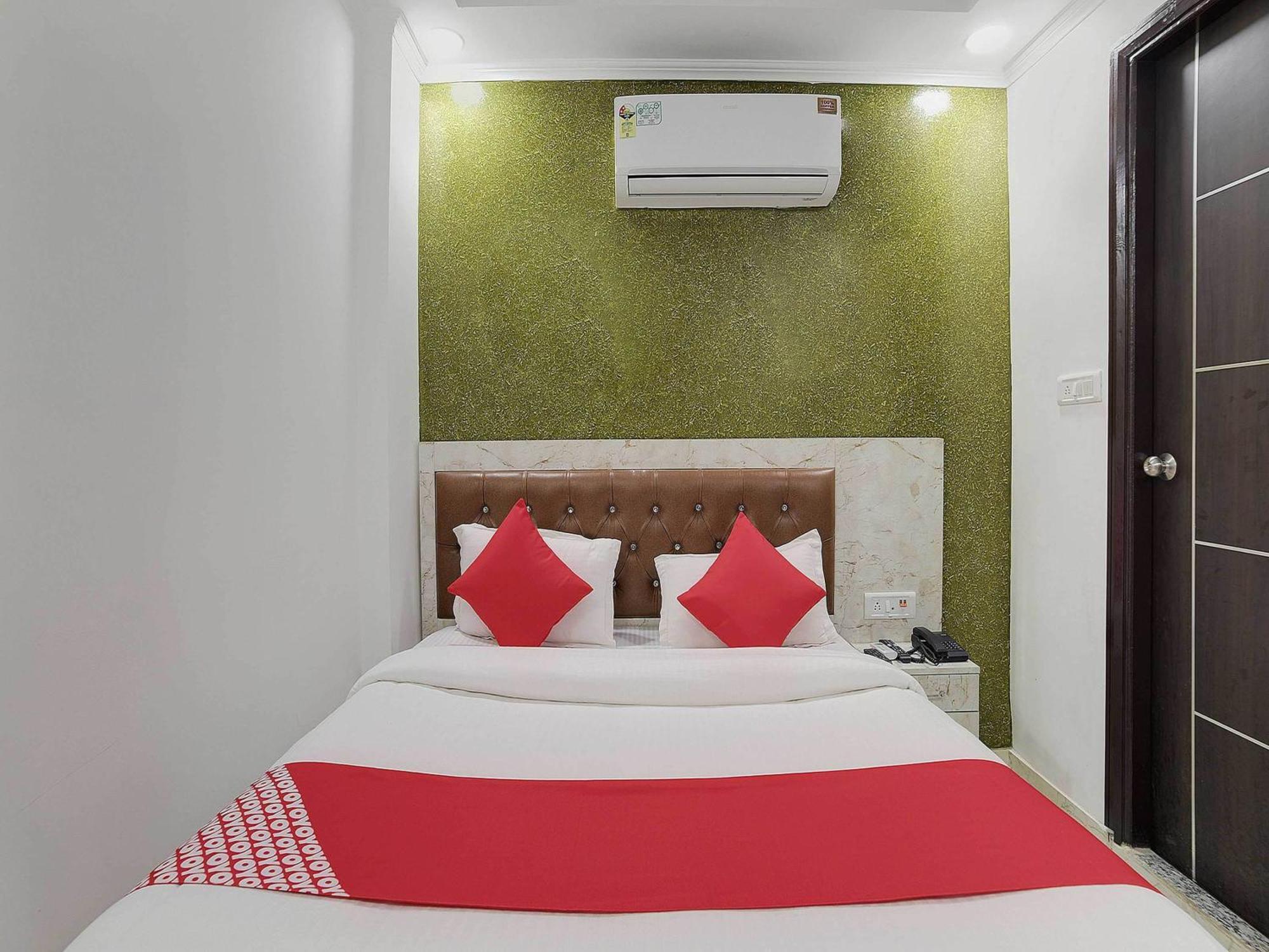 Hotel O Kanak Palace 뉴델리 외부 사진