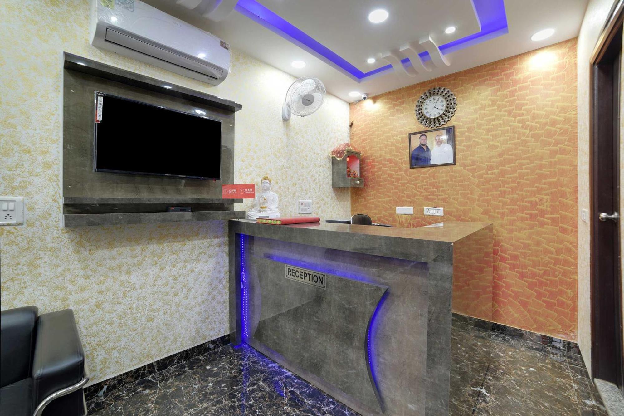 Hotel O Kanak Palace 뉴델리 외부 사진