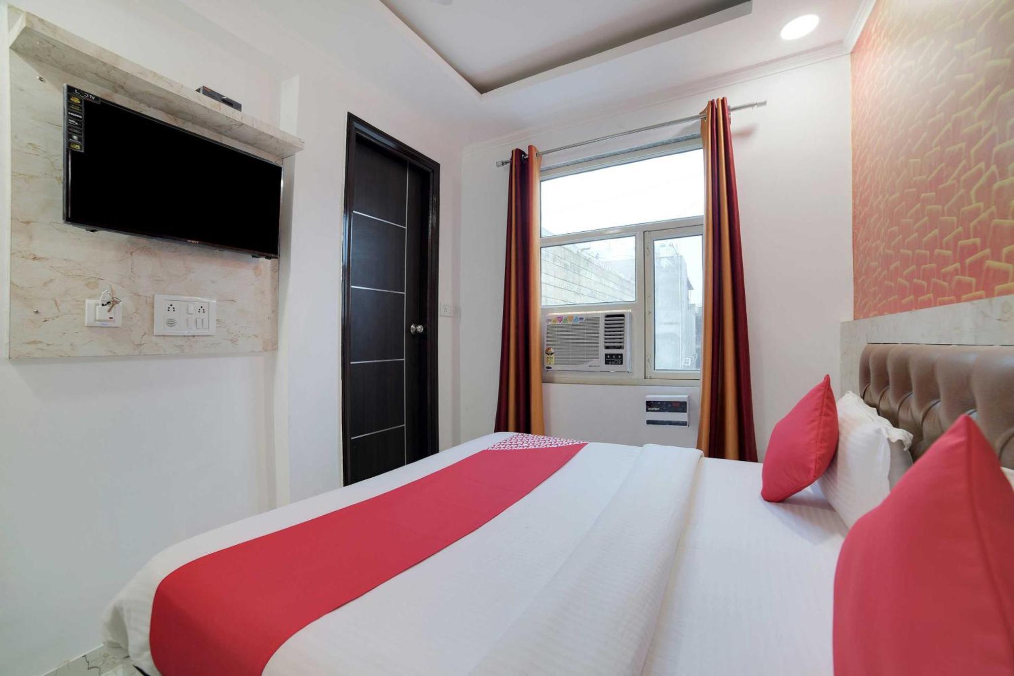 Hotel O Kanak Palace 뉴델리 외부 사진
